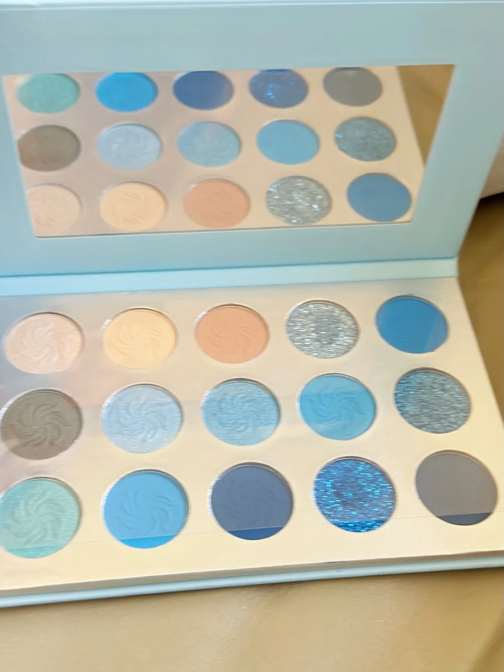 Space Blue Eyeshadow Palette by DE'LANCI - Light Blue